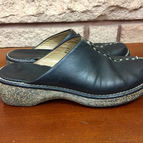 Clark Clogs - Picture 3 of 7